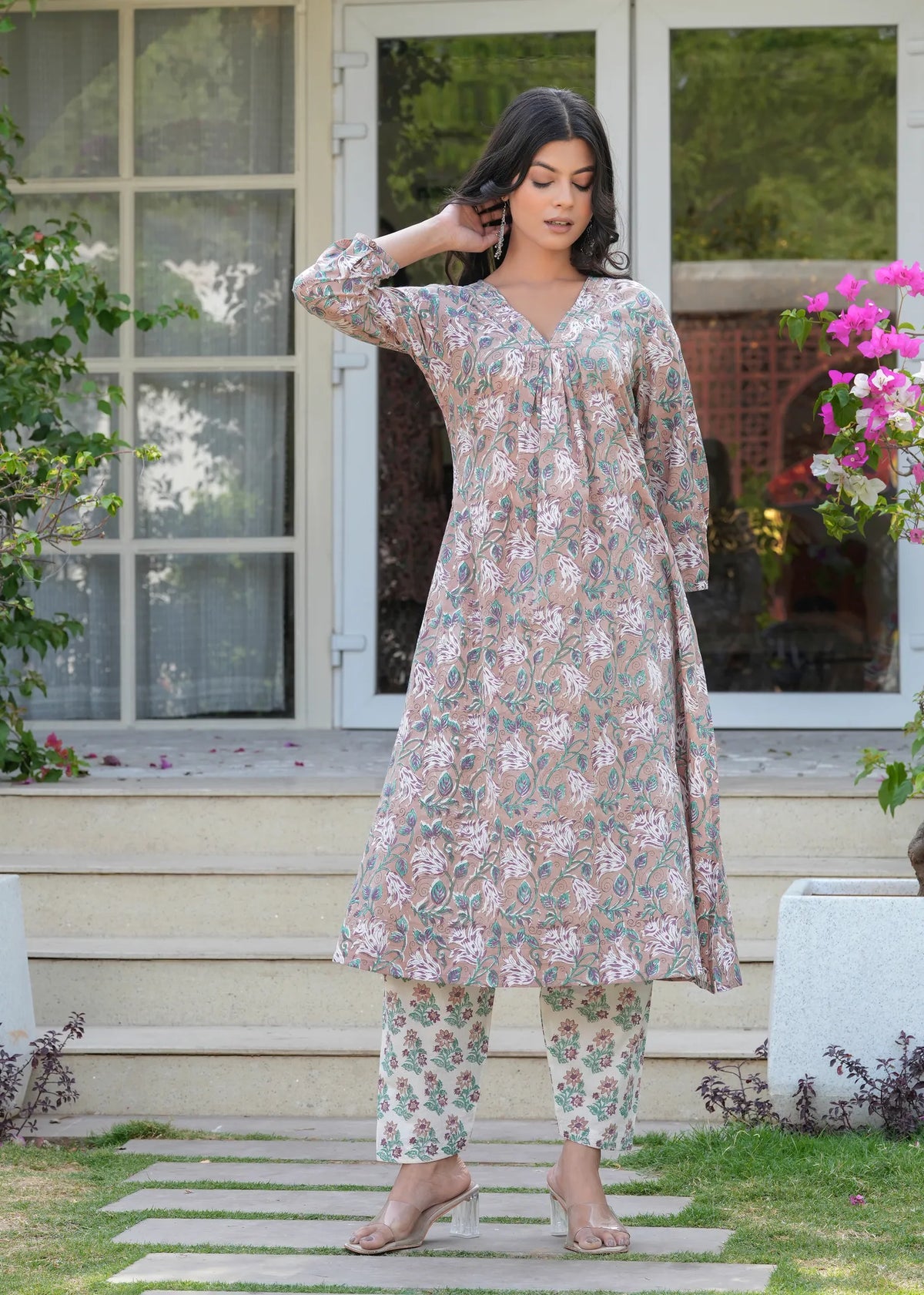 Biscut Floral Hand Blocked Kurta Salwar Set